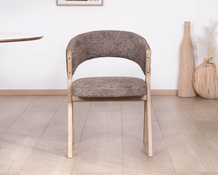Lot de 2 chaises de salle à manger design "Kyara" en tissu brun moka et bois d'hévéa