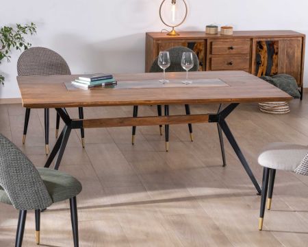 Table de repas 180cm acacia et résine effet bois fossilisé "Membatu" pieds métal en X