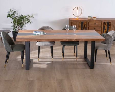 Table acacia massif 200cm chemin de table résine et pieds métal en U "Membatu"