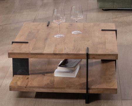 Table basse design avec double plateau carré en bois et pieds métal "Marla"