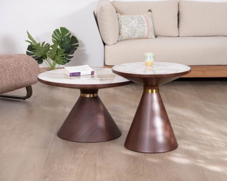 Ensemble de 2 tables basses rondes esprit rétro avec plateau en céramique blanche effet marbre "Cyléa" piètement effet noyer