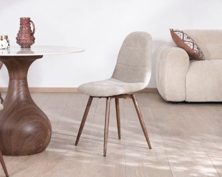 Lot de 4 chaises pivotantes rétro-contemporaines "Noma" en tissu grège chiné, pieds décor noyer