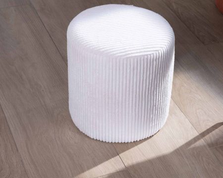 Lot de 2 petits poufs ronds en velours blanc "Snaw"