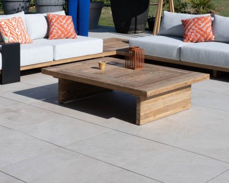 Grande table basse design japandi spéciale extérieur en teck "Eclipse" 140 cm