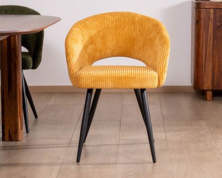 Lot de 2 chaises de repas contemporaines en velours jaune et pieds métal noir "Sonate"