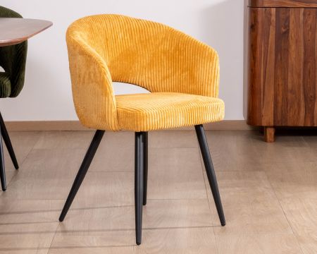 Lot de 2 chaises de repas contemporaines en velours jaune et pieds métal noir "Sonate"