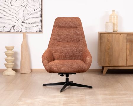 Fauteuil pivotant et inclinable “Mado” en tissu bouclette terracotta, silhouette organique