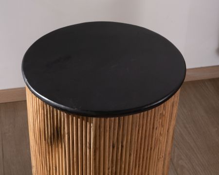 Tabouret cannelé bicolore en acacia finition huilée "Boogie" style vintage
