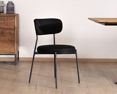 Lot de 2 chaises de repas style rétro en tissu noir et pieds métal "Lato"