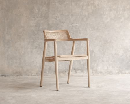 Chaise de repas avec accoudoirs design épuré "Vogue" en bois de sungkai