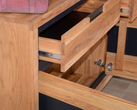 Bahut contemporain "Toly"  3 portes 2 tiroirs en chêne massif huilé