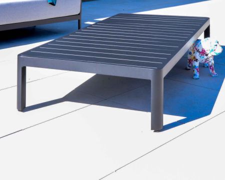 Table basse contemporaine aluminium anthracite "Blois" spécial jardin
