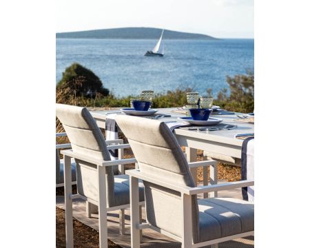 Salon de jardin haut de gamme table et 6 chaises blanches "Terrasse"