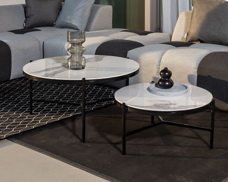 Table basse blanche et noire, céramique et alu, diam.80 "Lazy Beach"