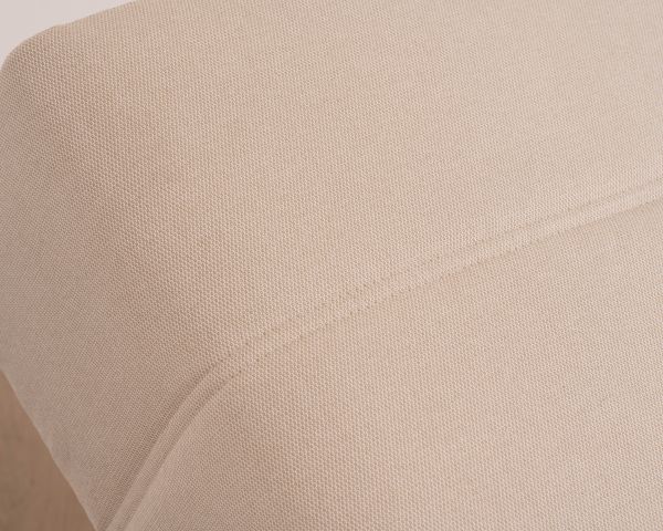 Bain de soleil design épuré en tissu crème avec surpiqures spécial extérieur "Sunset Bay"