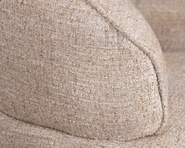 Chauffeuse effet boule avec surpiqures en tissu bouclette beige tramé "Sweet Culture" esprit cocoon 