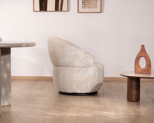 Chauffeuse effet boule avec surpiqures en tissu bouclette beige tramé "Sweet Culture" esprit cocoon 