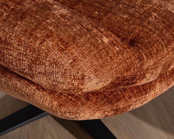 Fauteuil pivotant 360° en tissu bouclettes terracotta “Panama” assise moelleuse et design enveloppant