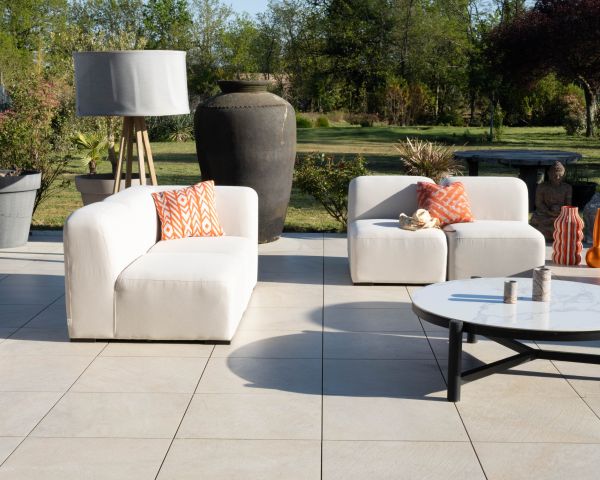 Module d'angle pour canapé d'extérieur modulaire design organique "Miroly Bay" en tissu crème