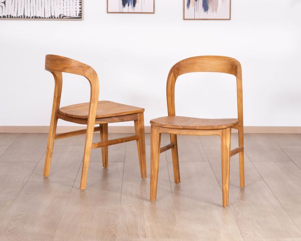 Lot de 2 chaises de repas design minimaliste “Dilmona” en teck massif