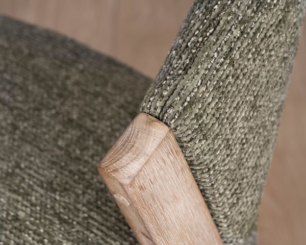 Lot de 2 chaises de salle à manger esprit rétro coloris vert sauge "Kyara" en bois d'hévéa
