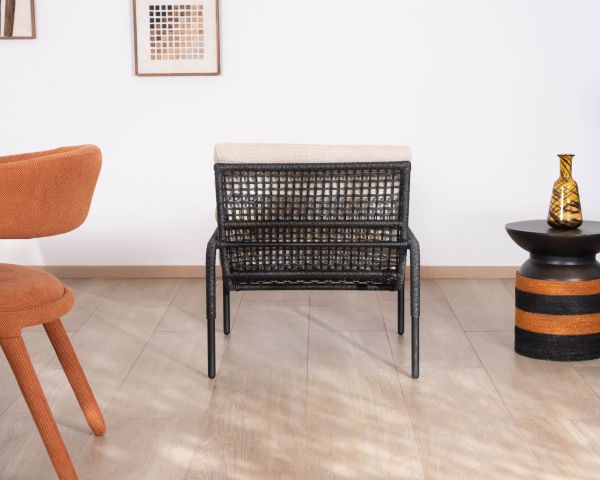 Fauteuil lounge esprit Riviera "Alizé" noir avec coussin matelassé écru