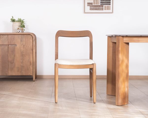 Chaise de repas design épuré en bois teinté noyer et assise tissu crème "Vogue"