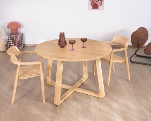 Table de repas ronde 120 cm et pieds trapèze en bois blanchi "Calypso"