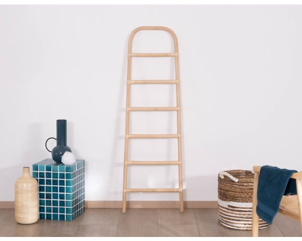 Échelle décorative en rotin naturel "Solira" esprit bohème, porte-serviettes