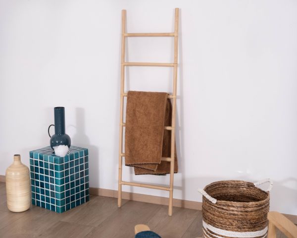 Échelle porte-serviettes en rotin naturel "Solira" 150 cm style épuré