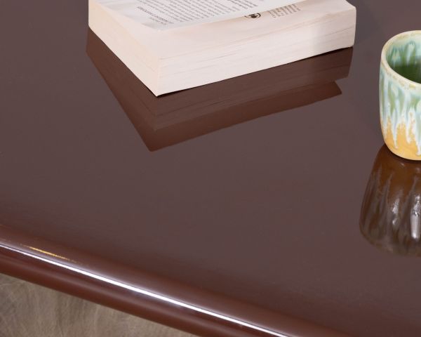 Table basse rectangulaire "Cyléa" finition laquée brun chocolat