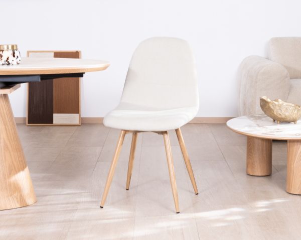 Lot de 4 chaises pivotantes esprit scandinave "Noma" en tissu écru, pieds décor chêne
