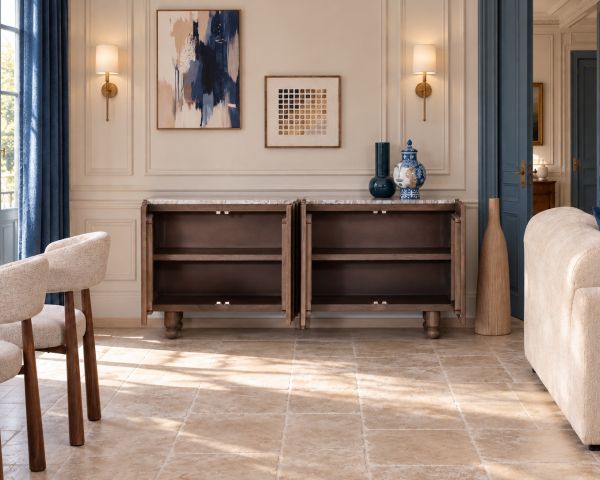 Enfilade 4 portes en manguier massif et marbre beige veiné "Manon" à façades cannelées