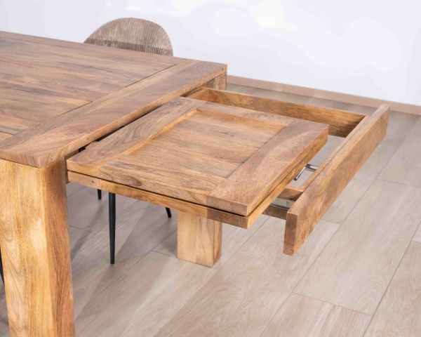 Table de repas extensible en manguier teinte chêne clair "Jappéo" 160 à 250 cm