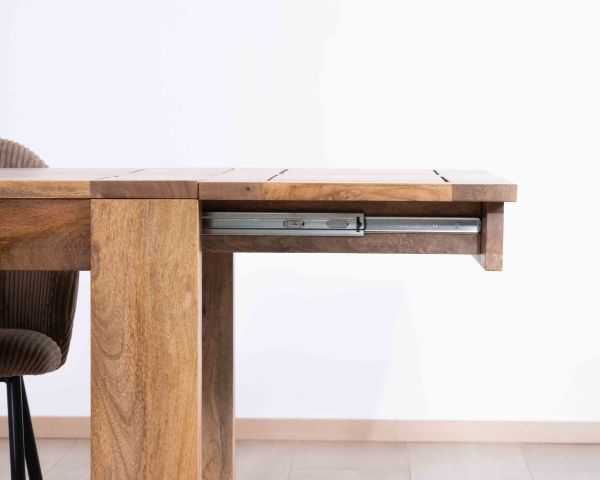 Table de repas extensible en manguier teinte chêne clair "Jappéo" 160 à 250 cm
