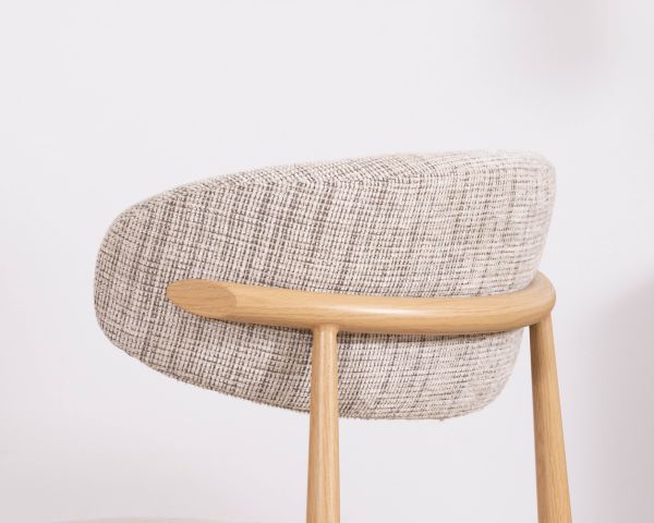 Lot de 2 chaises de repas esprit rétro en tissu beige tramé marron "Arpège" pieds métal aspect bois clair