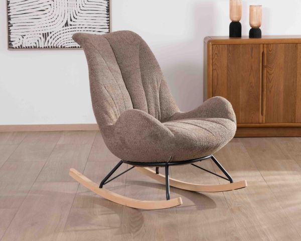 Fauteuil de détente à bascule contemporain en tissu bouclette taupe "Calista"