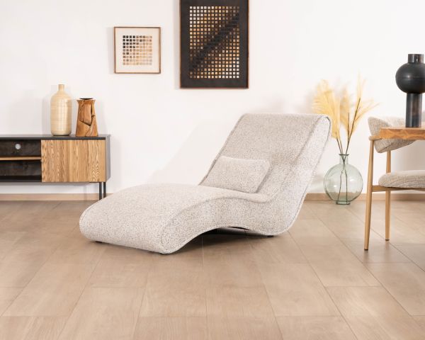 Chaise longue d'intérieur design en tissu tramé blanc cassé "Syltan"