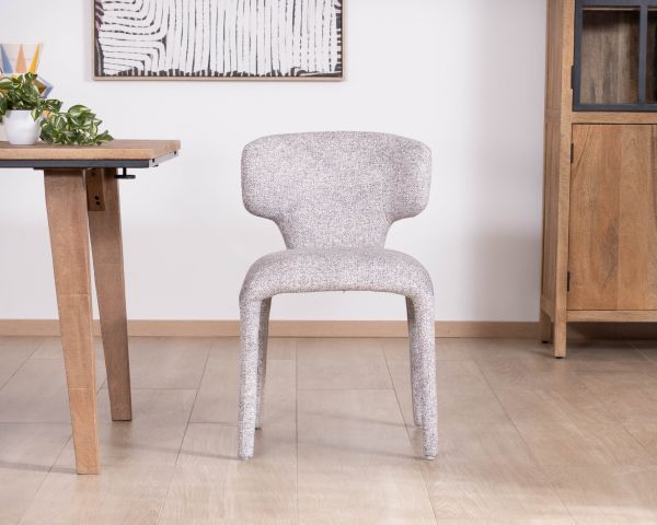 Lot de 2 chaises de repas contemporaines “Milano” en tissu chiné gris clair à habillage intégral