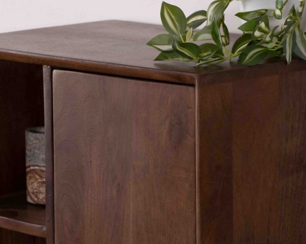 Meuble de rangement bas en manguier massif foncé "Kaldo" Style rétro scandinave
