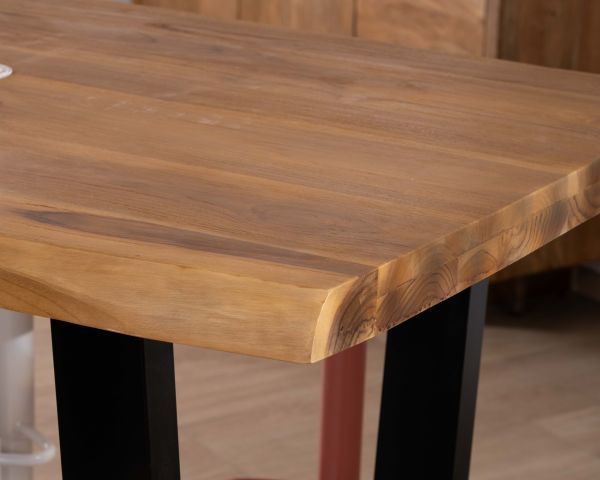 Table haute style atelier en teck recyclé massif “Lasia” avec piètement métal noir en U