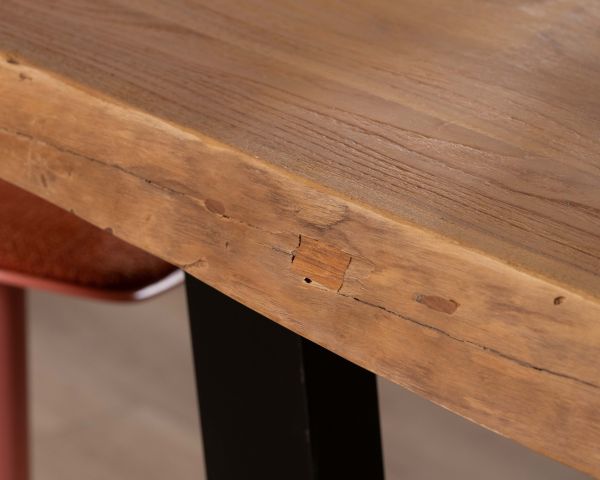 Table haute style atelier en teck recyclé massif “Lasia” avec piètement métal noir en U