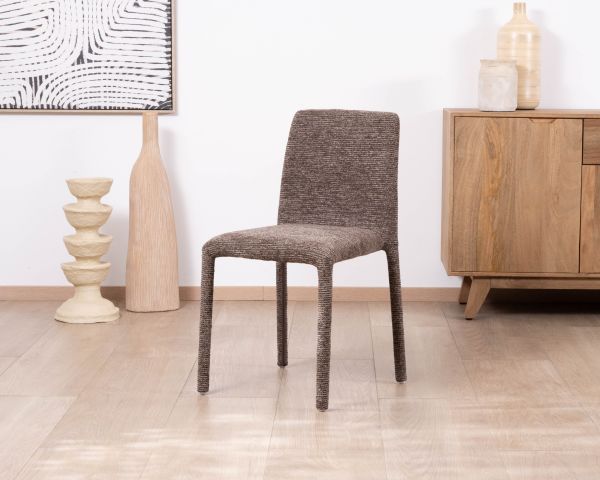 Lot de 4 chaises de repas contemporaines en tissu cacao tramé “Otto” revêtement intégral et lignes épurées