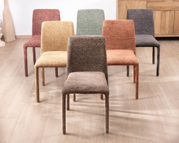Lot de 4 chaises de repas contemporaines “Otto” revêtement textile intégral en tissu vert sauge chiné