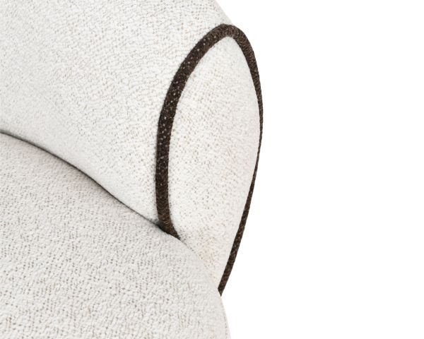 Petit fauteuil lounge en tissu bouclette blanc cassé "Sweet Culture" design enveloppant