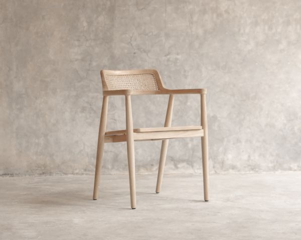 Chaise de repas avec accoudoirs design épuré "Vogue" en bois de sungkai