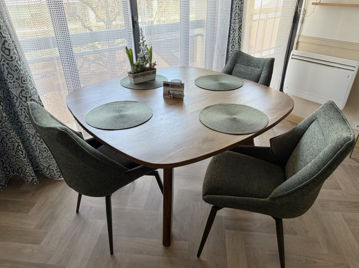 Collection "Daun". Ref. #10015- Collection "Niko". Ref. #10227